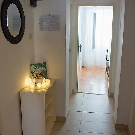 Apartman Thea *